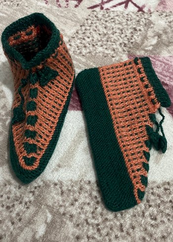 Nakışlı Örgü Ev Botu - Görsel 2