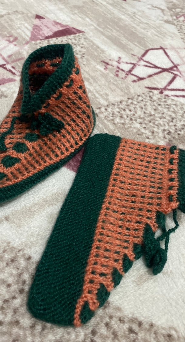 Nakışlı Örgü Ev Botu - Görsel 4