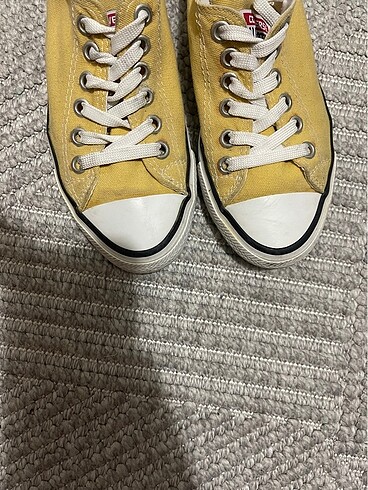38 Beden sarı Renk Converse