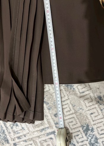 Kahverengi Beli kemerli Pileli Uzun Etek asimetrik kesim - Görsel 7