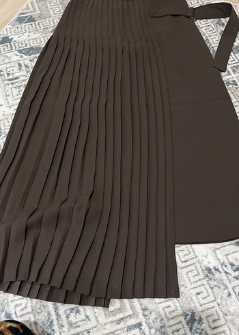 Kahverengi Beli kemerli Pileli Uzun Etek asimetrik kesim - Görsel 2