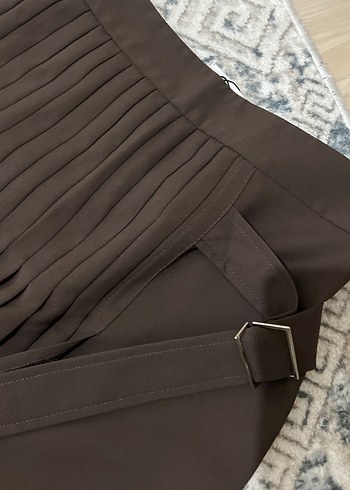 Kahverengi Beli kemerli Pileli Uzun Etek asimetrik kesim - Görsel 3