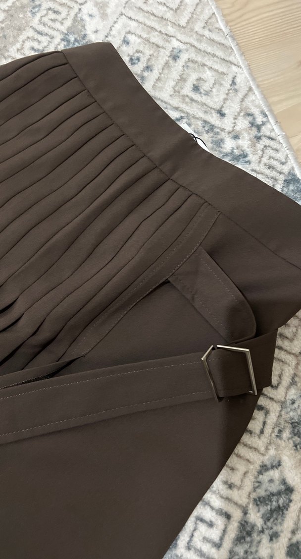 Kahverengi Beli kemerli Pileli Uzun Etek asimetrik kesim - Görsel 3