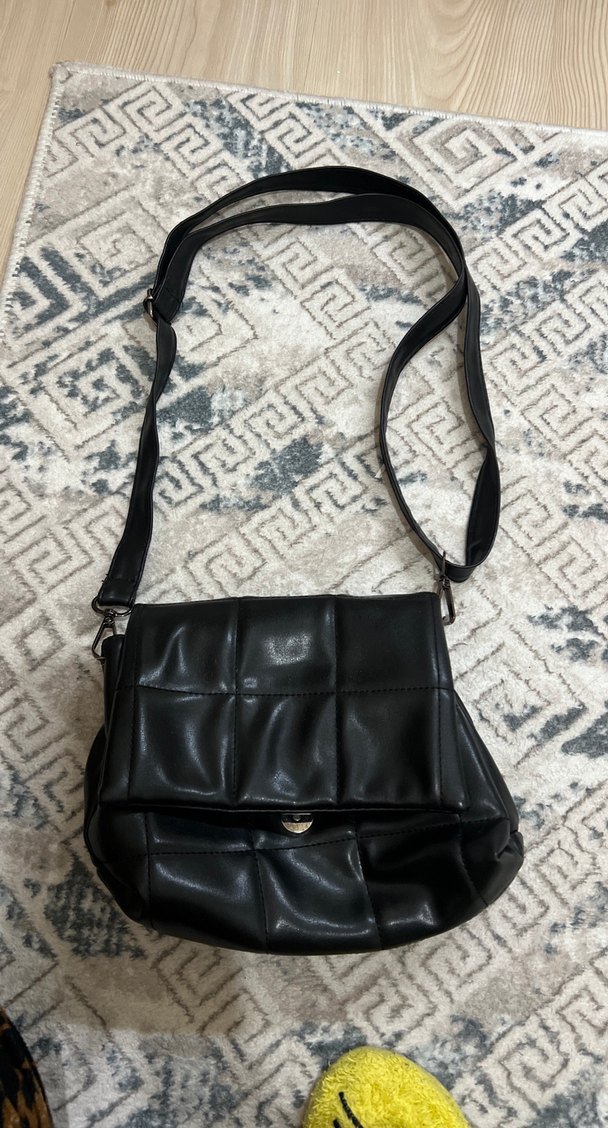 Siyah Deri Kadın Omuz Çantası - Görsel 2