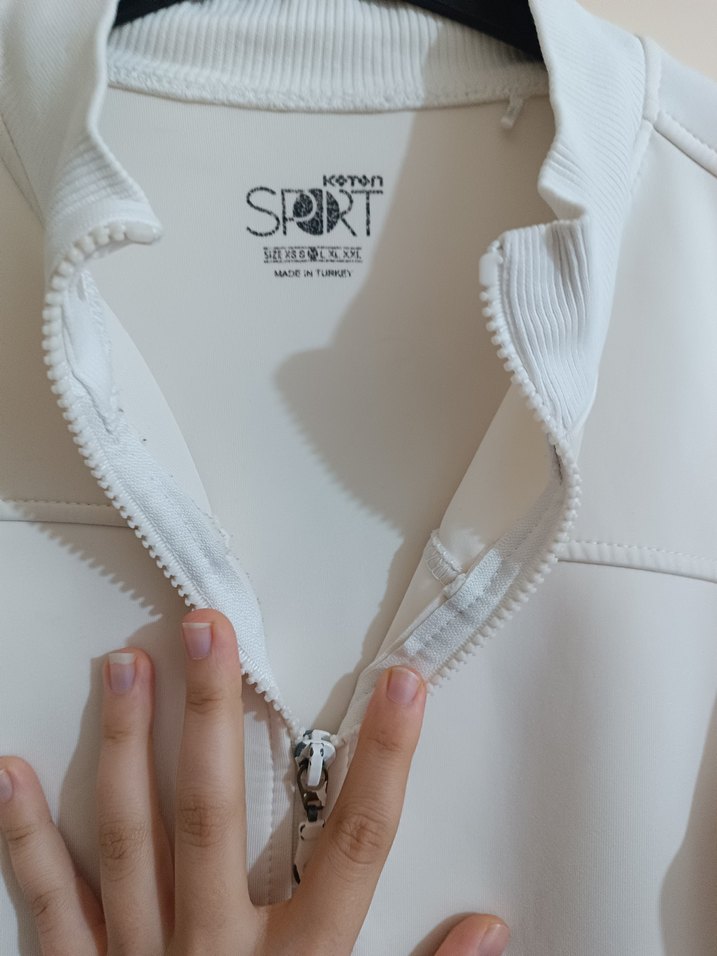 Beyaz Fermuarlı Kadın Ceket - Görsel 3