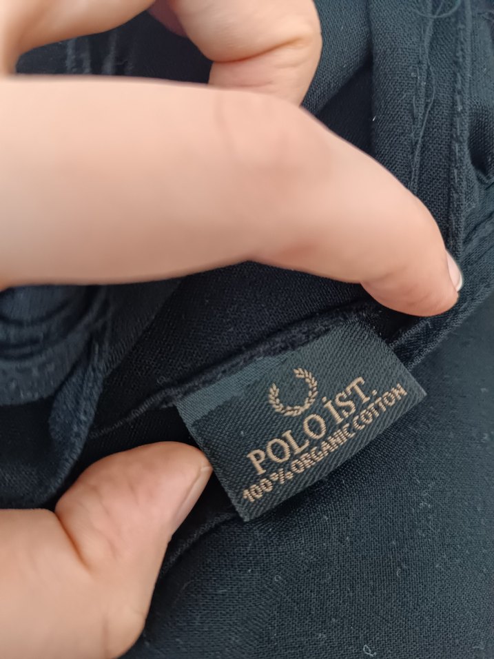 Siyah Kadın Şal, Modern ve Dökümlü - Görsel 2