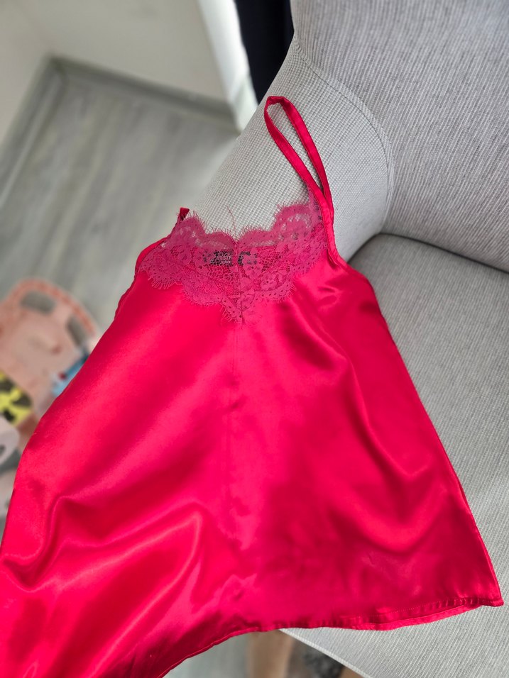 Kırmızı Parlak Saten İp Askılı Bluz - Görsel 2