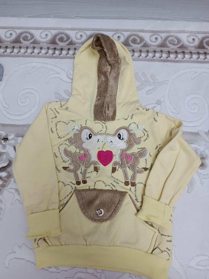 Kız Çocuk Kapüşonlu Kürklü Baskılı Sweatshirt - Görsel 2