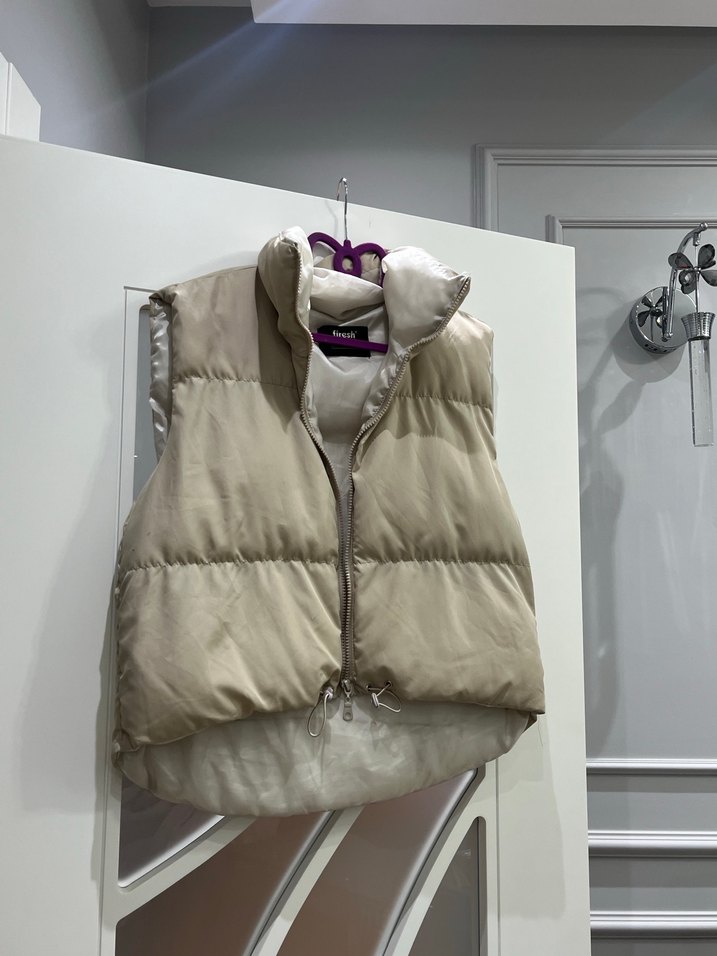 Bej Kısa Kadın Yelek - Görsel 5