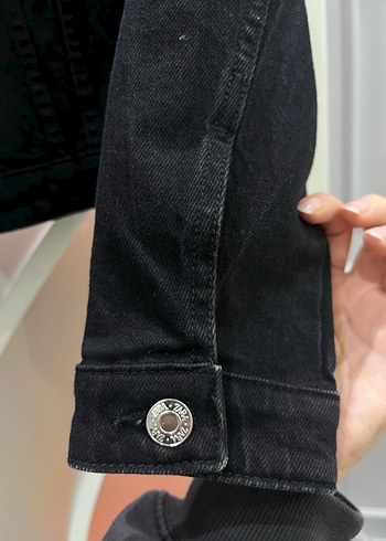 Düğmeli Siyah Kadın Denim Ceket - Görsel 5