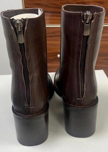 Kahverengi Deri Kadın Bot, Tokalı, Kalın Topuklu - Görsel 4