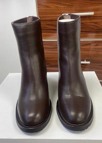 Kahverengi Deri Kadın Bot, Tokalı, Kalın Topuklu - Görsel 2