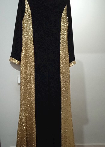 Siyah İşlemeli Uzun Kollu Uzun Elbise - Görsel 2