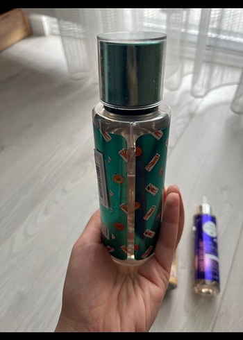 Vücut Spreyleri ve Saç Parfümü Seti - Görsel 2