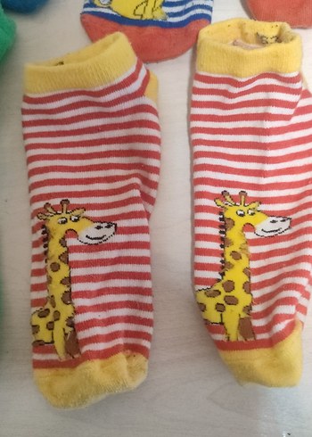 7 8 yaş 9 10yas için çocuk çorabı zürafa aslanlı filli 2kez giyi - Görsel 2