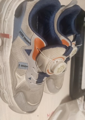 Erkek Çocuk Beyaz Gri Spor Ayakkabı 35 numara çok rahat ve hafif - Görsel 2