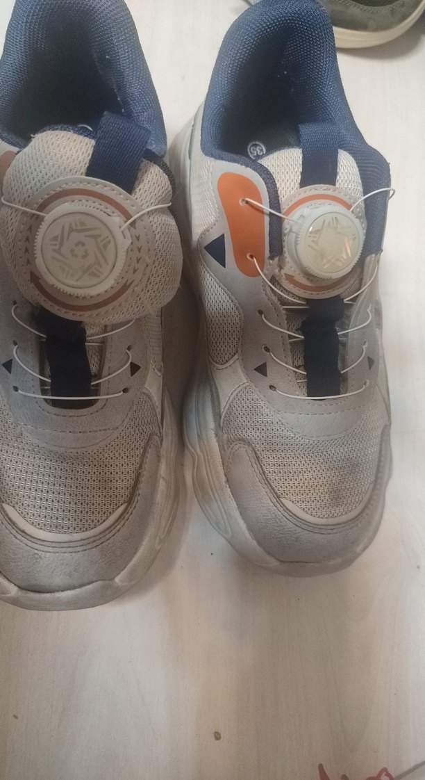 Erkek Çocuk Beyaz Gri Spor Ayakkabı 35 numara çok rahat ve hafif - Görsel 3