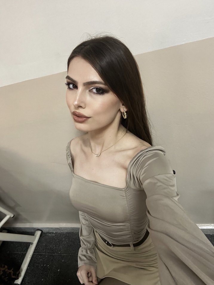 Kadın Gri Drapeli Straplez Bluz - Görsel 2