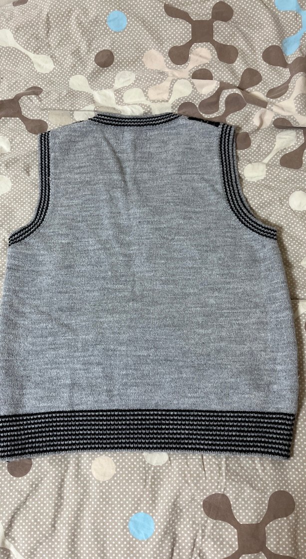 Gri Ekose V Yaka Örgü Süveter - Görsel 2