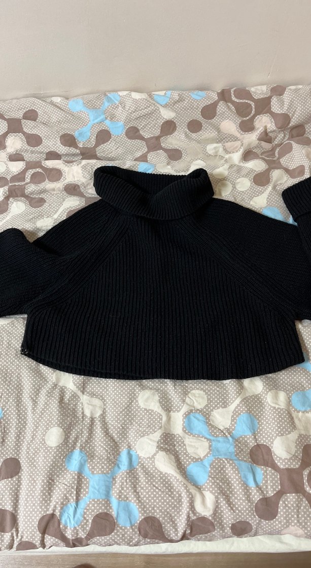 Siyah Boğazlı Örgü Kadın Kazak crop - Görsel 2