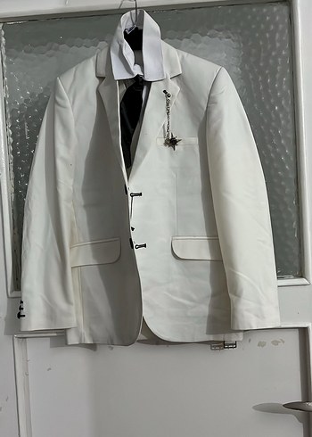 Beyaz Düğmeli Çocuk Takım Elbise - Görsel 2