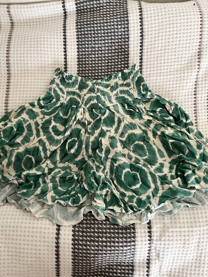 Yeşil Desenli Fırfırlı Mini Etek - Görsel 2