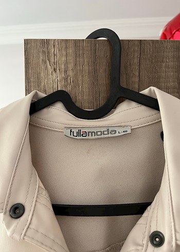 Bej Kadın Deri Düğmeli Ceket - Görsel 3