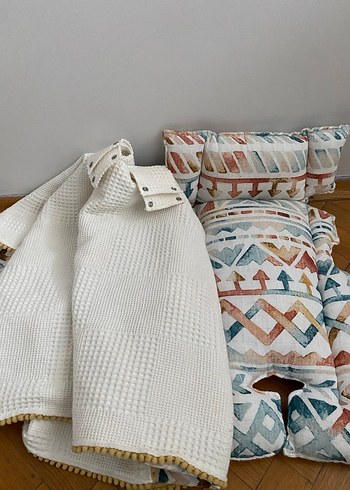 Puset örtüsü ve mama minderi - Görsel 2