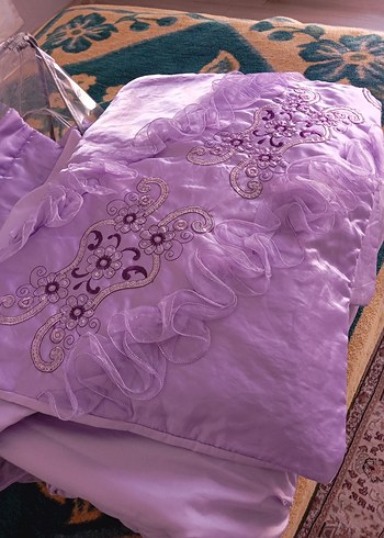 İşlemeli Parlak Mor Yatak Örtüsü - Görsel 5