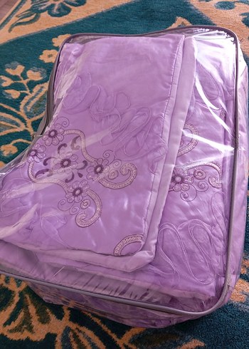 İşlemeli Parlak Mor Yatak Örtüsü - Görsel 7