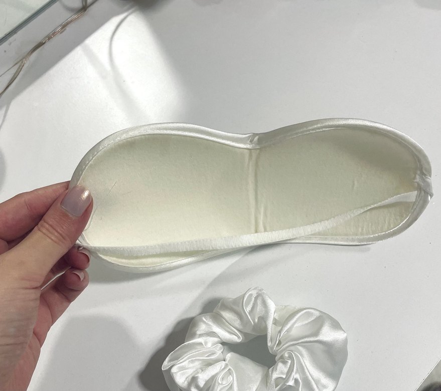 Beyaz Saten Saç Lastiği ve Uyku bandı seti - Görsel 2