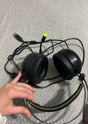 Siyah Kablolu Oyuncu Kulaklığı - Görsel 3