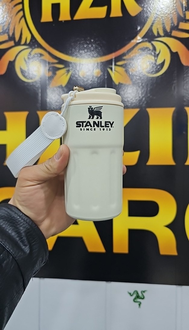 Beyaz Stanley Termos Şişesi - Görsel 4
