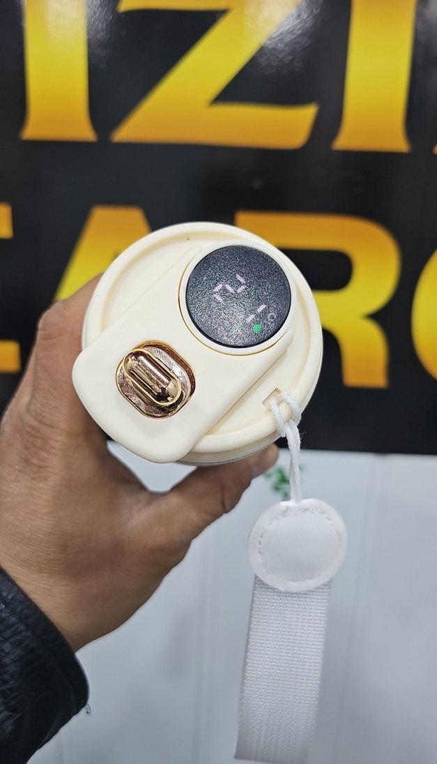 Beyaz Stanley Termos Şişesi - Görsel 3