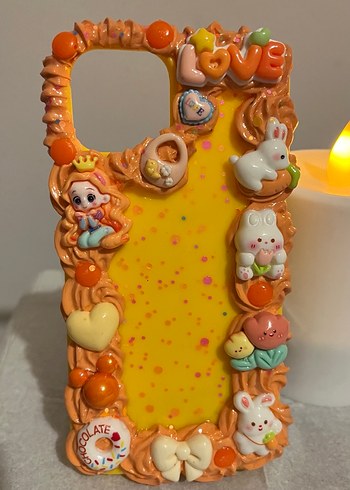 İPhone 14 Krema Desenli Telefon Kılıfı - Görsel 3