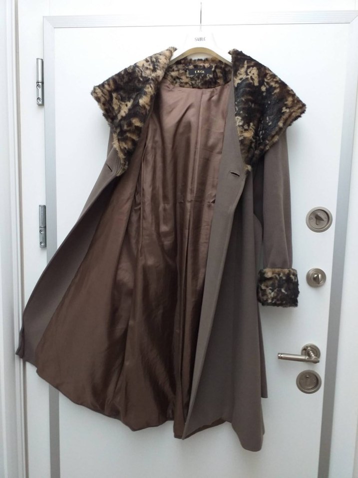 Kahverengi Kemerli Kaban, Leopar Desenli Kürk Detaylı - Görsel 4