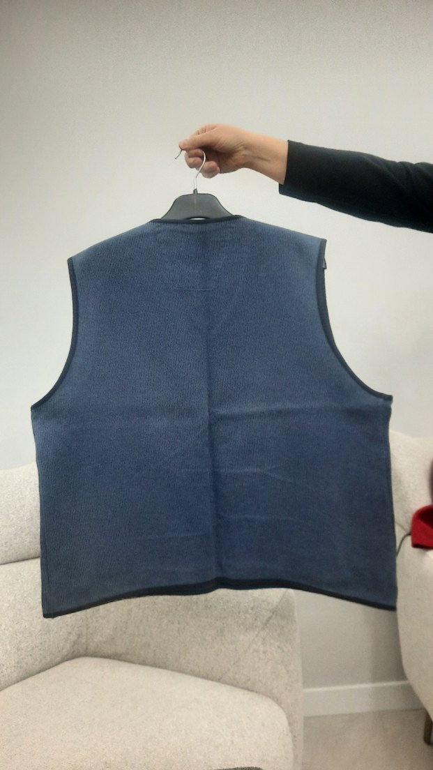 Erkek V Yaka Yelek - Görsel 2