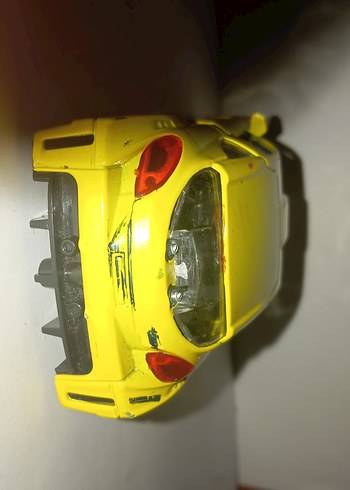 Sarı Renkli Oyuncak Araba - Görsel 3