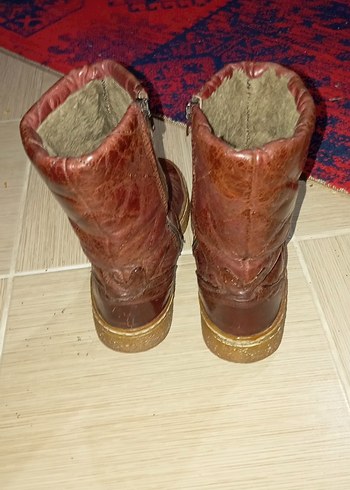 Kahverengi Deri Kadın Tokalı Bot - Görsel 2