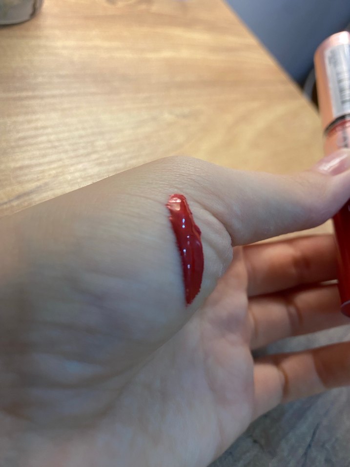 L'Oréal Paris Parlak Kırmızı Allık - Görsel 5