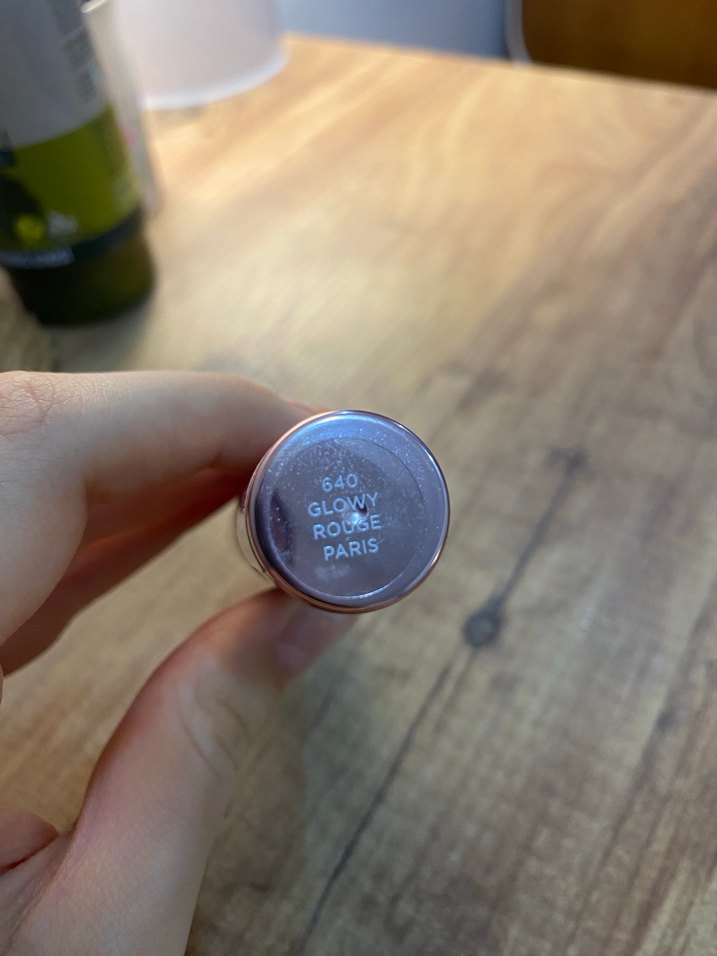 L'Oréal Paris Parlak Kırmızı Allık - Görsel 4