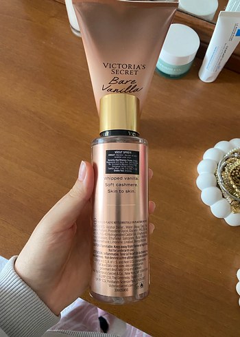 Victoria's Secret Bare Vanilla Kadın Parfüm Seti - Görsel 3