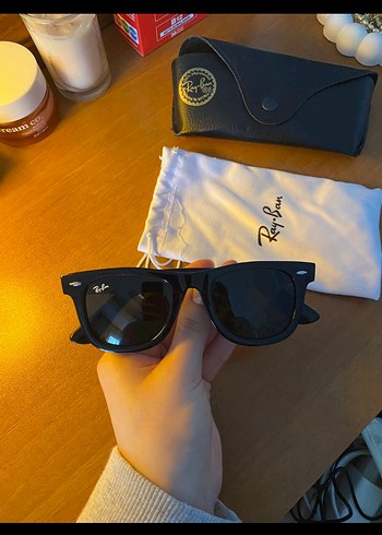 Ray Ban
