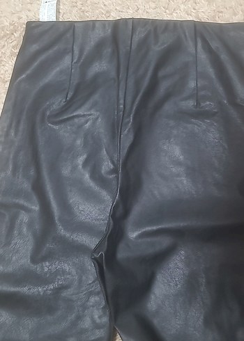 stradivarius deri paçası yırtmaçlı pantln   olmadğı için satılk - Görsel 6