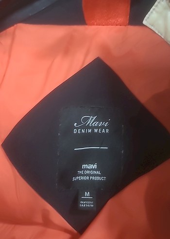 Kürk Detaylı Siyah Kadın Kışlık Mont - Görsel 3