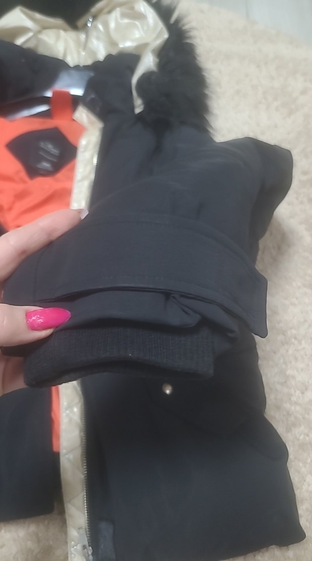 Kürk Detaylı Siyah Kadın Kışlık Mont - Görsel 4