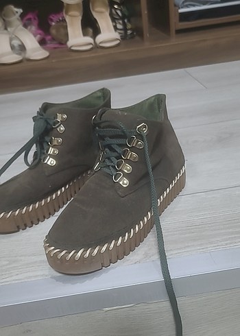 haki yeşil Süet Dolgu Topuklu Kadın Bot - Görsel 2