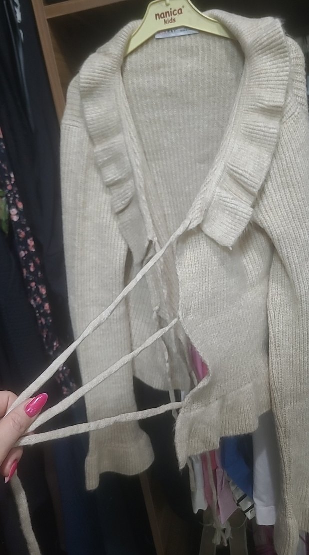 yumuş yumuş önü bağlanmalı kazak hirka - Görsel 3