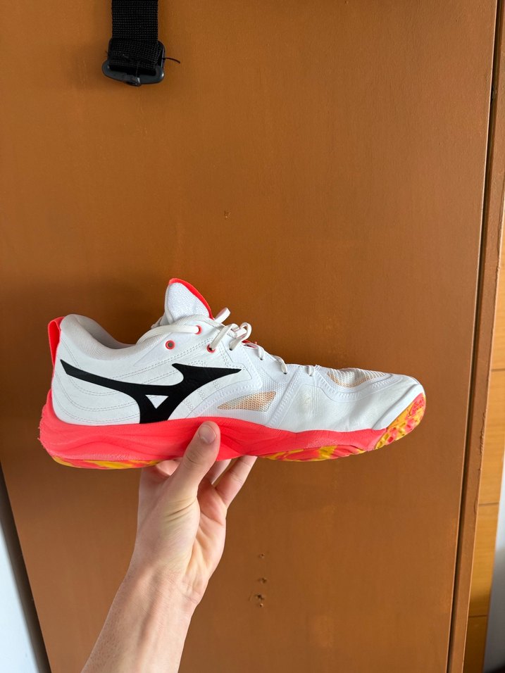 Mizuno Wave Momentum Elite Voleybol Ayakkabısı 46.5 - Görsel 3