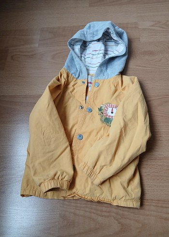 Düğmeli Sarı Erkek Çocuk Yağmurluk - Görsel 3